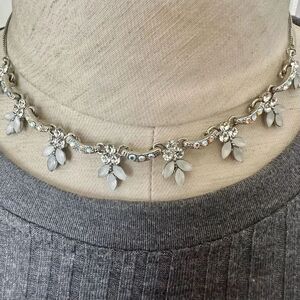 Silver tone rhinestone flower necklace